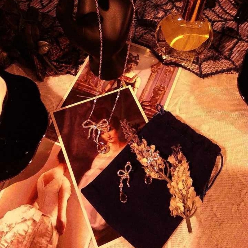 Women's Jewelry - Picture 3 of 9